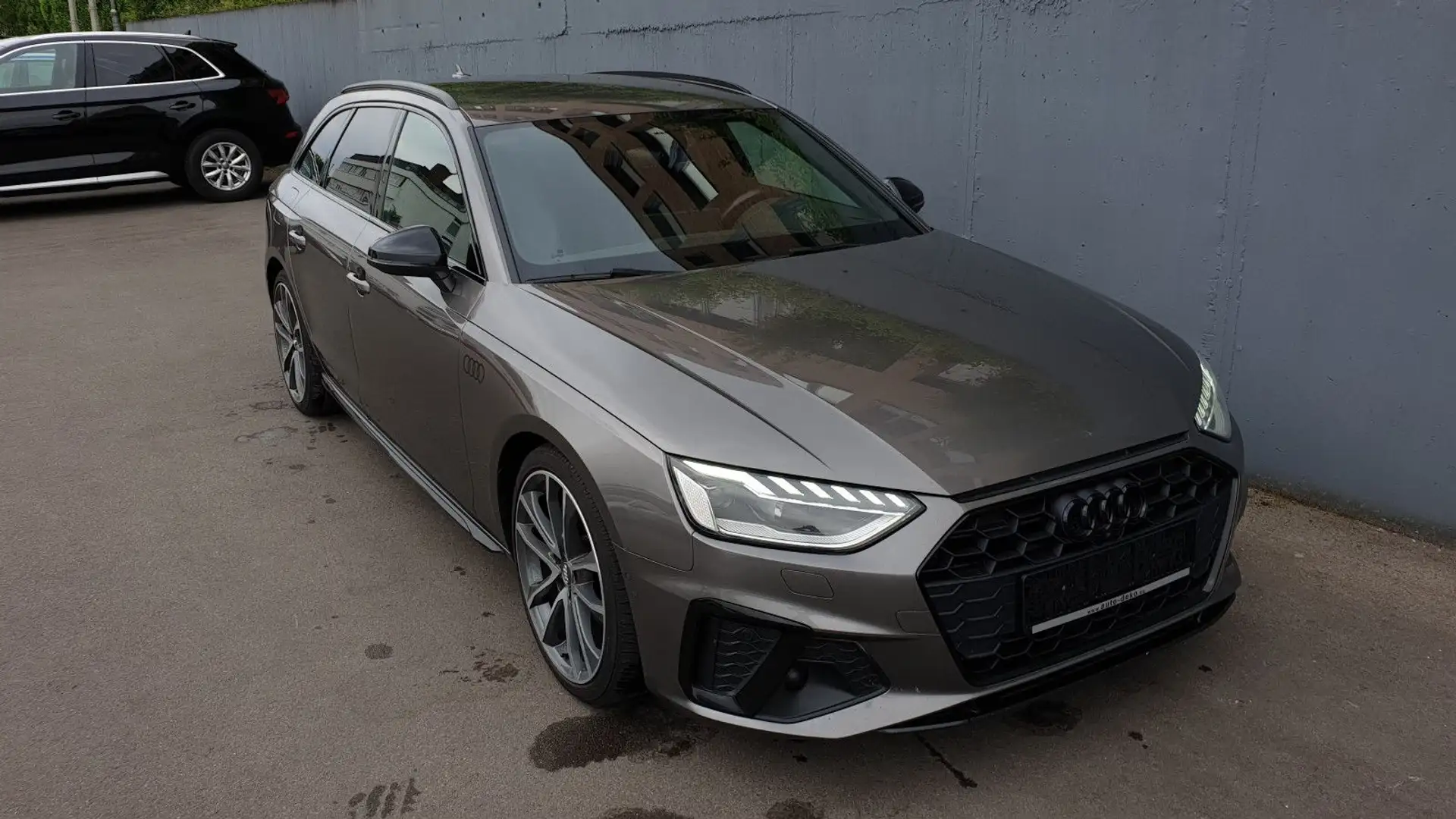 Audi A4 40 TDI S tronic 3x S line Edition One S Sitze Grau - 2