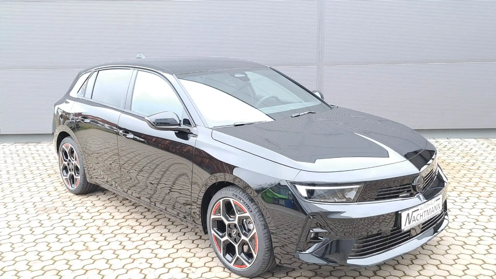 Opel Astra Lim. 5-trg. GS Plug-in-Hybrid Schwarz - 2