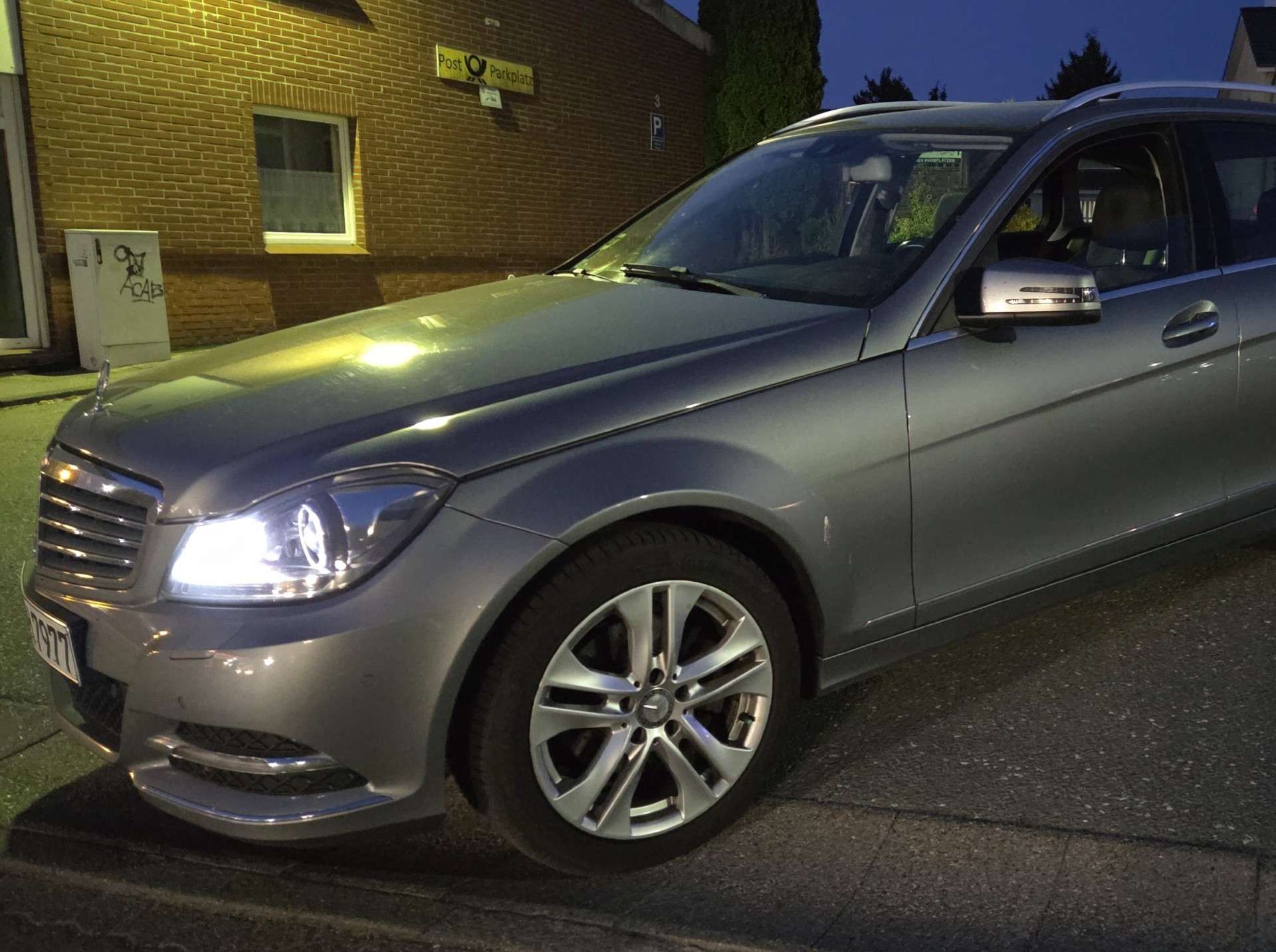 Second hand Mercedes Benz C-Class 