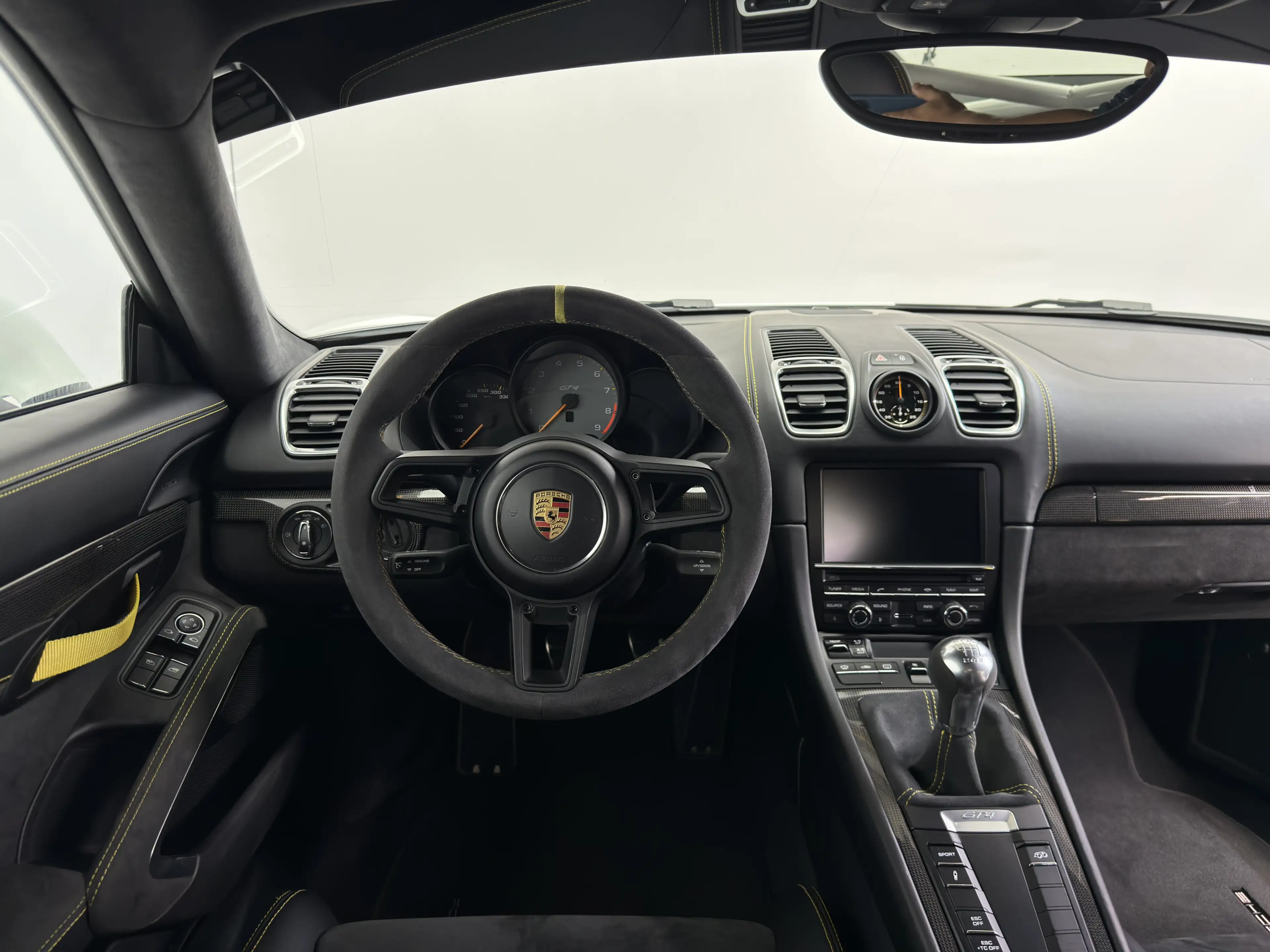 Porsche Cayman GT4 981|Approved 2028|Clubsport|Carbon| — photo 10
