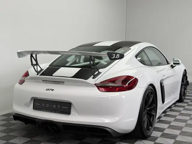 Porsche Cayman view 6