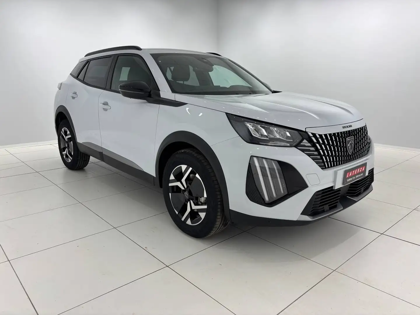 Peugeot 2008 1.2 Hybrid Allure Blanco - 1