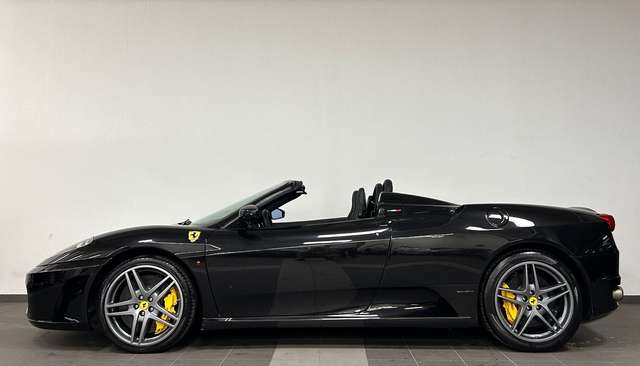Ferrari F430 Spider | Scuderia Sitze - Carbon - Schwarz!