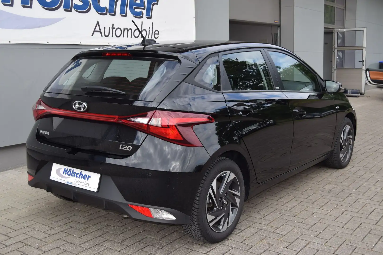 Hyundai i20 Select Mild-Hybrid!!AUTOMATIK!! Schwarz - 2