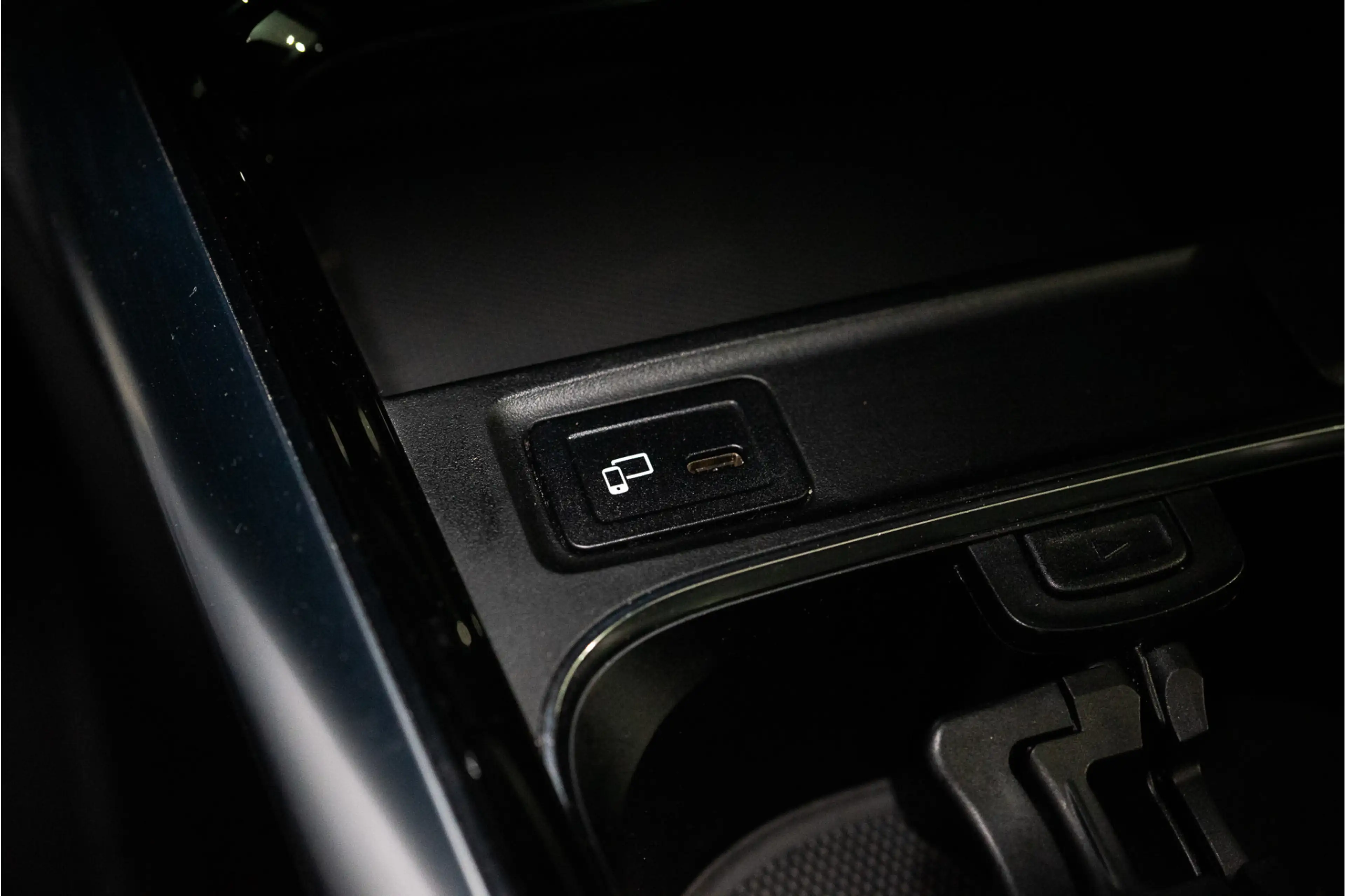 Mercedes-Benz GLA 250 e AMG 218PK | Pano | Keyless | Dodehoek | ACC | Ca — photo 32