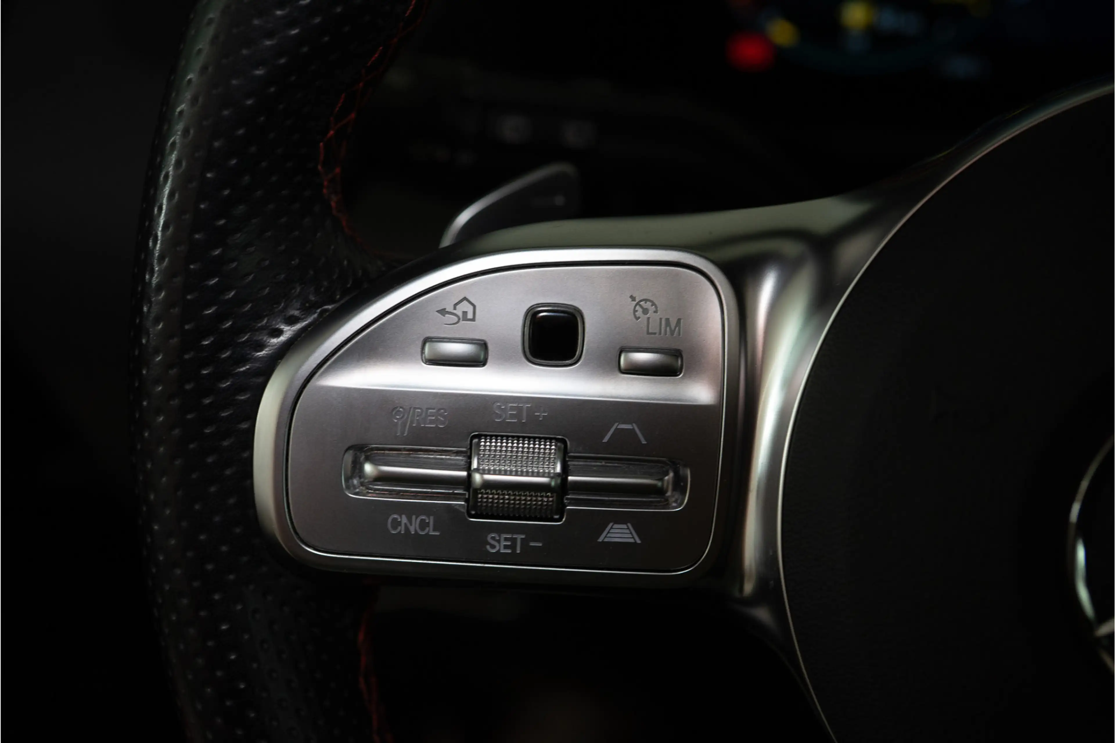 Mercedes-Benz GLA 250 e AMG 218PK | Pano | Keyless | Dodehoek | ACC | Ca — photo 25