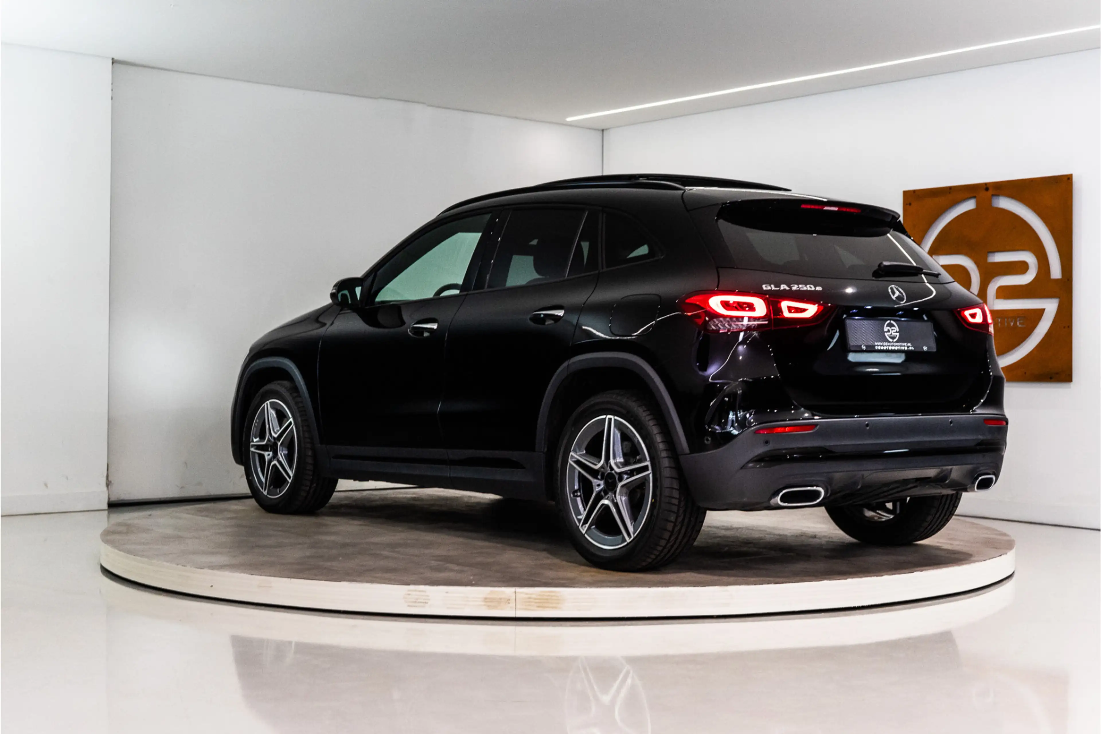 Mercedes-Benz GLA 250 e AMG 218PK | Pano | Keyless | Dodehoek | ACC | Ca — photo 3