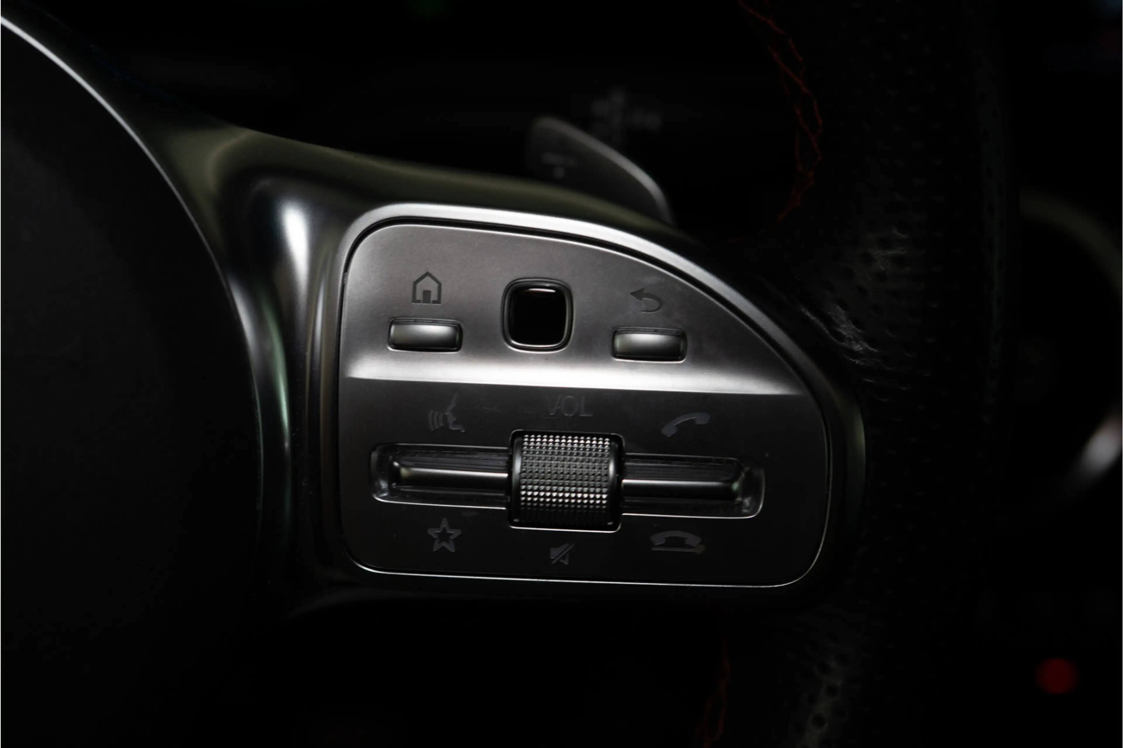Mercedes-Benz GLA 250 e AMG 218PK | Pano | Keyless | Dodehoek | ACC | Ca — photo 26