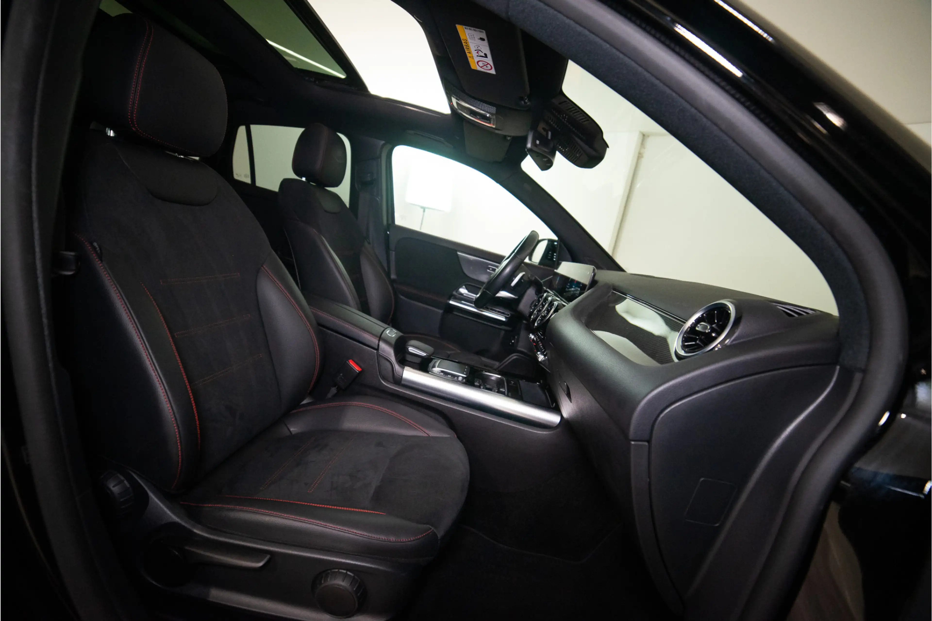 Mercedes-Benz GLA 250 e AMG 218PK | Pano | Keyless | Dodehoek | ACC | Ca — photo 21