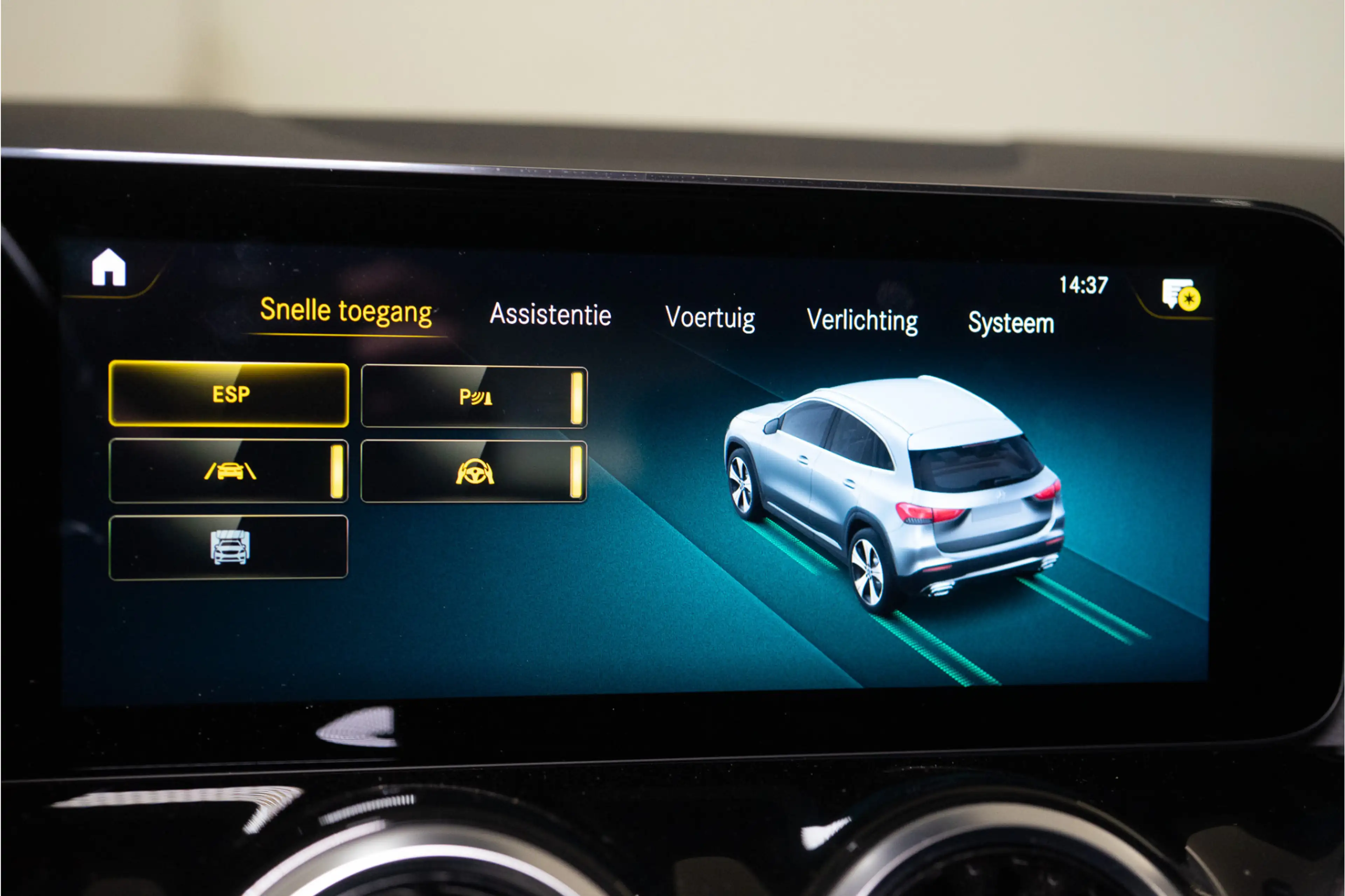 Mercedes-Benz GLA 250 e AMG 218PK | Pano | Keyless | Dodehoek | ACC | Ca — photo 37