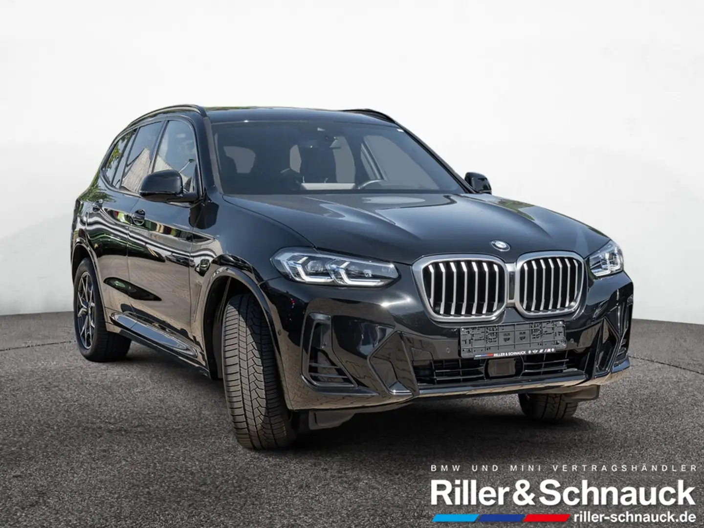 BMW X3 xDrive 20d M-Sport AHK ACC HUD PANO LASER Schwarz - 2