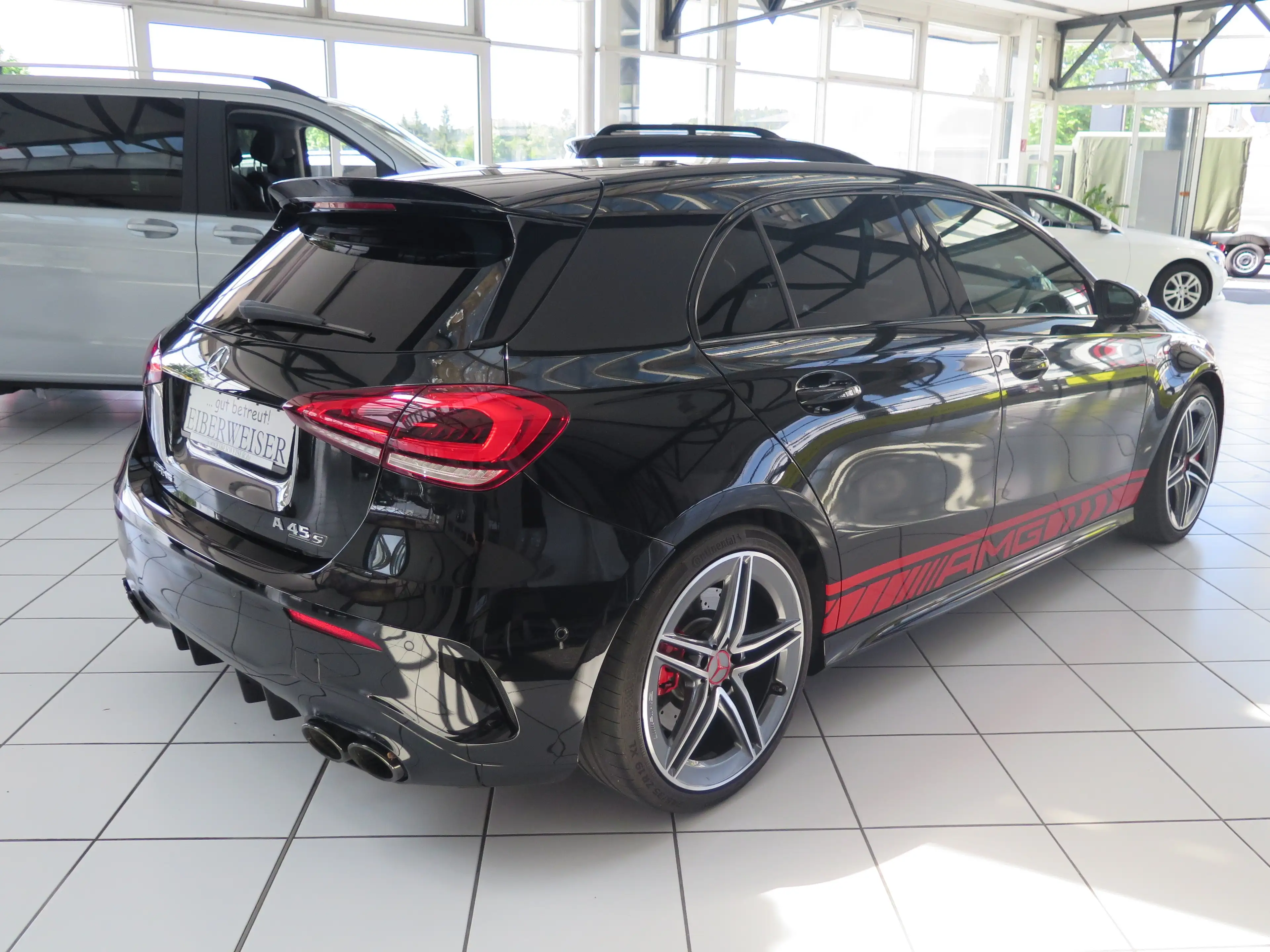 Mercedes-Benz A 45 AMG S 4-Matic Pano Distronic Night-Paket FAHRASSISTENT — photo 4