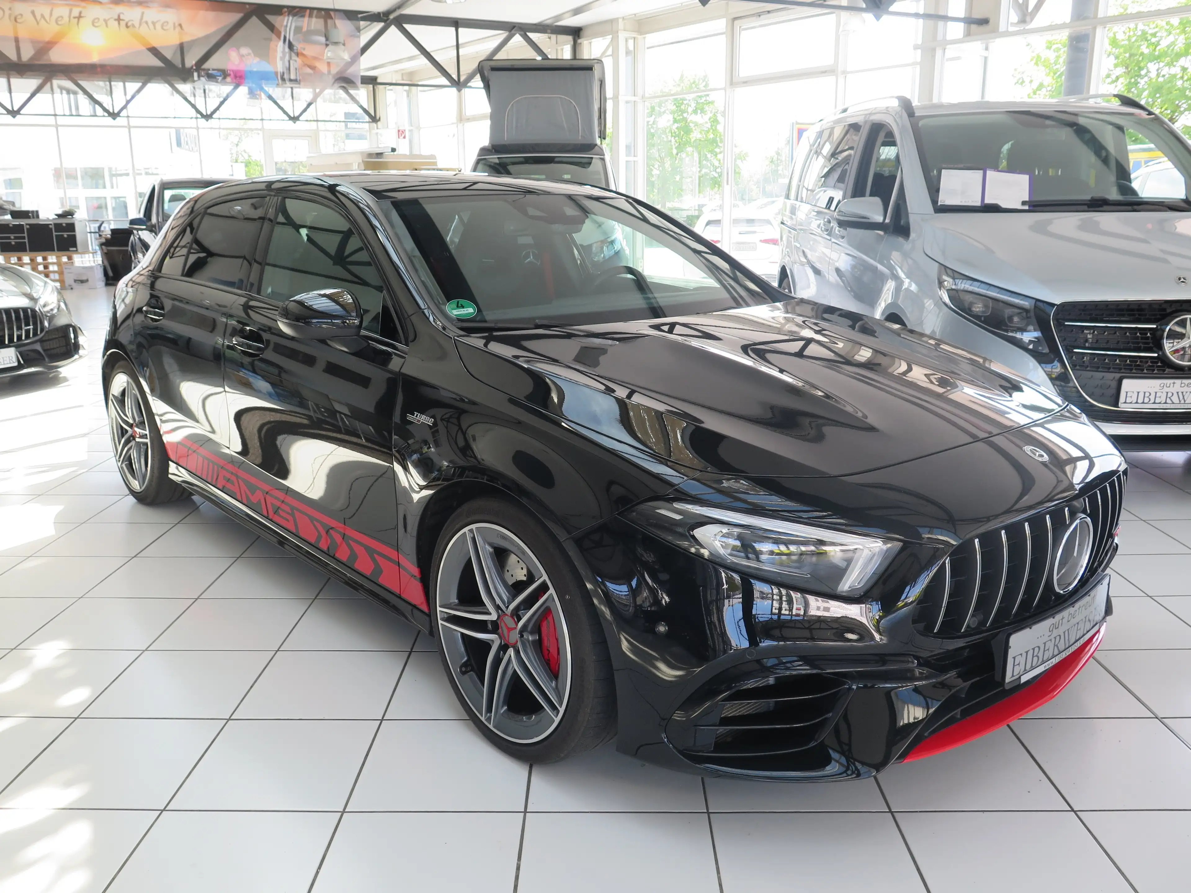 Mercedes-Benz A 45 AMG S 4-Matic Pano Distronic Night-Paket FAHRASSISTENT — photo 3