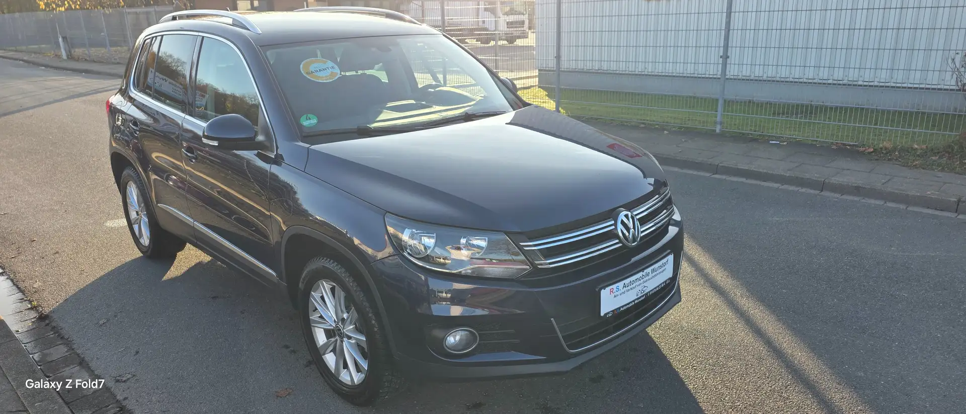 Volkswagen Tiguan Sport Blau - 2