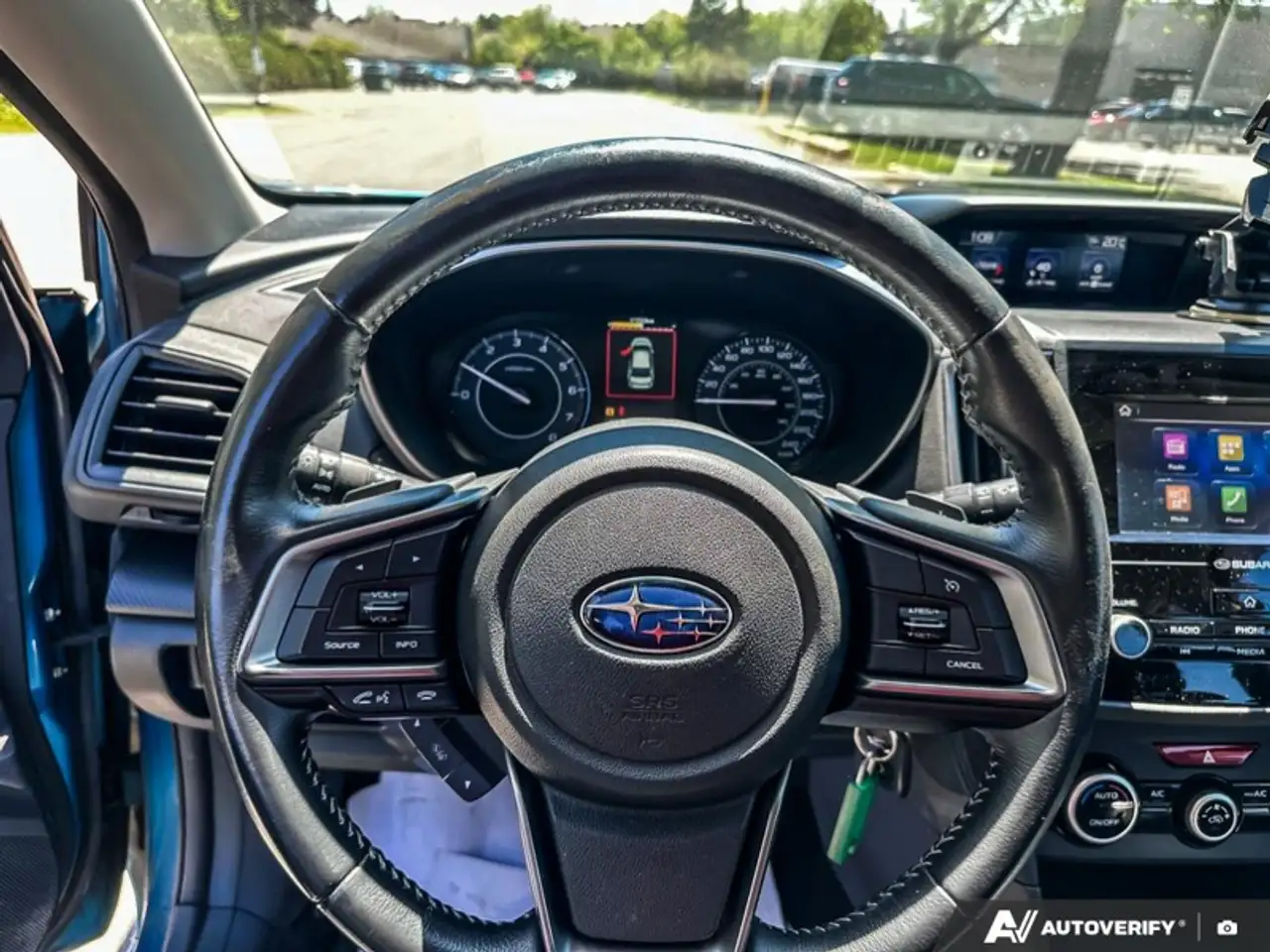 Subaru Impreza снимка Subaru Impreza