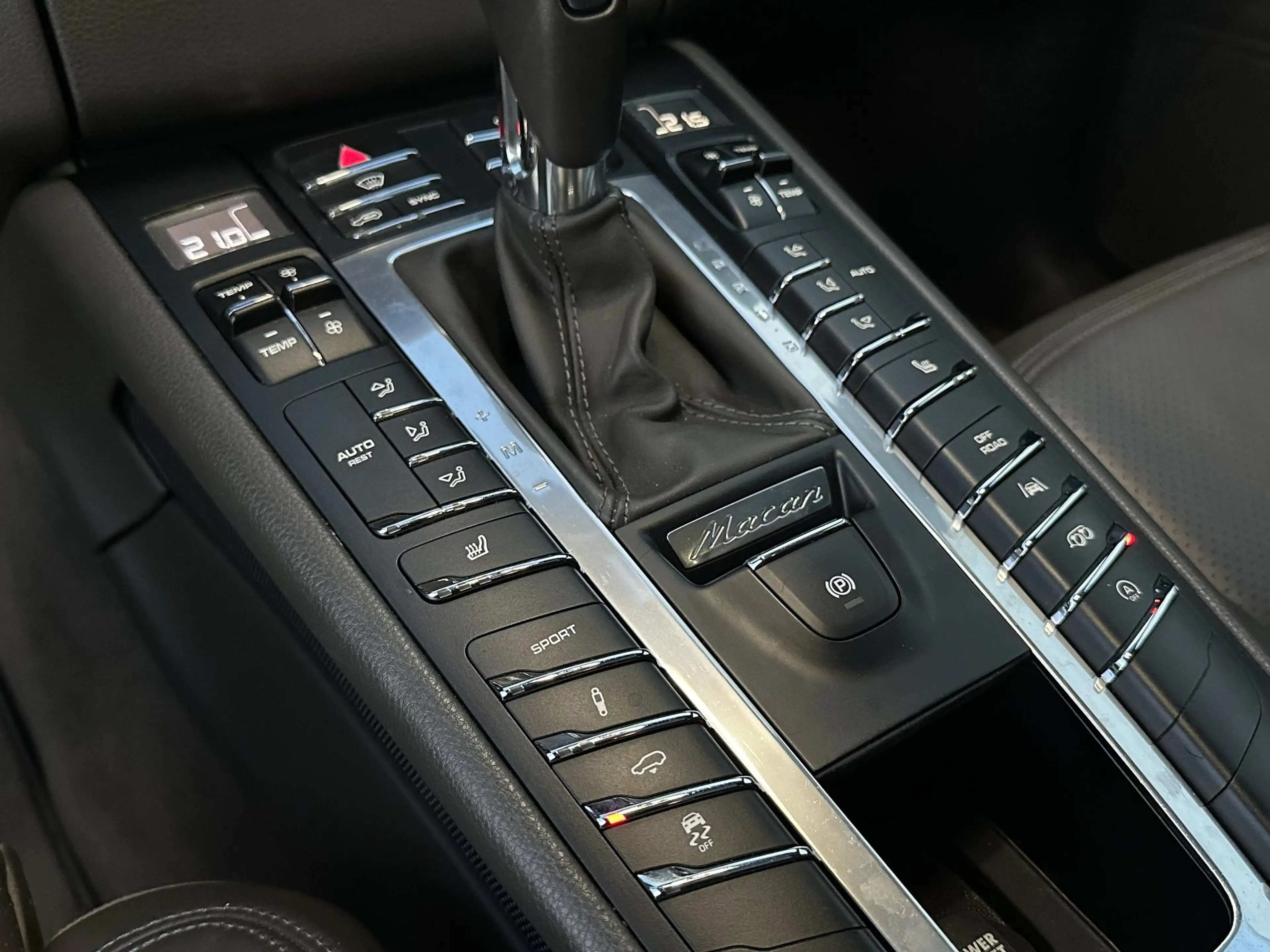 Porsche Macan 2.0 Turbo l NL Auto l Pano l Unieke conditie l — photo 11