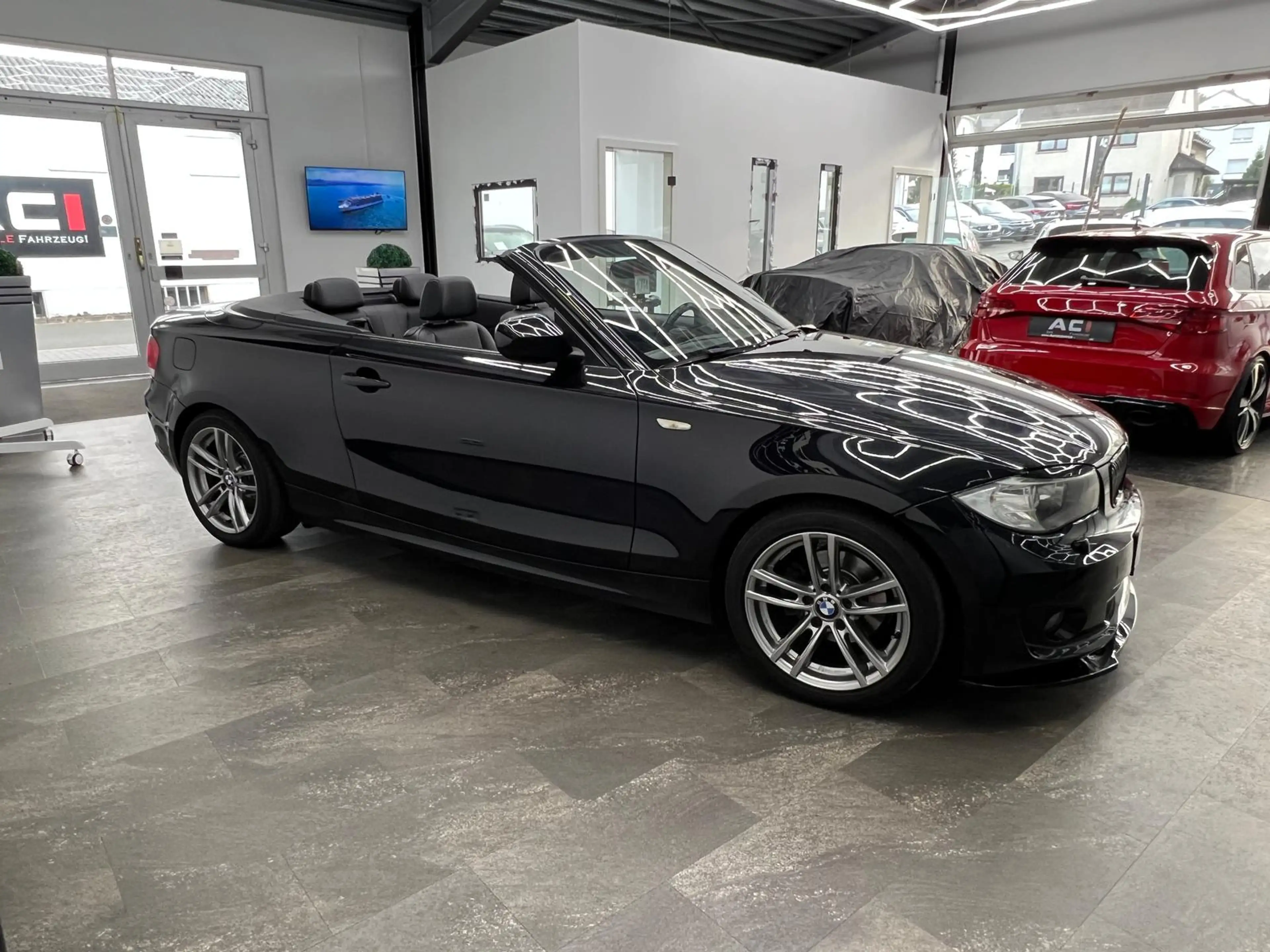 BMW 118 i 2.0 Cabrio, HU-AU 06.2028, M-Sportfahrwerk — photo 13