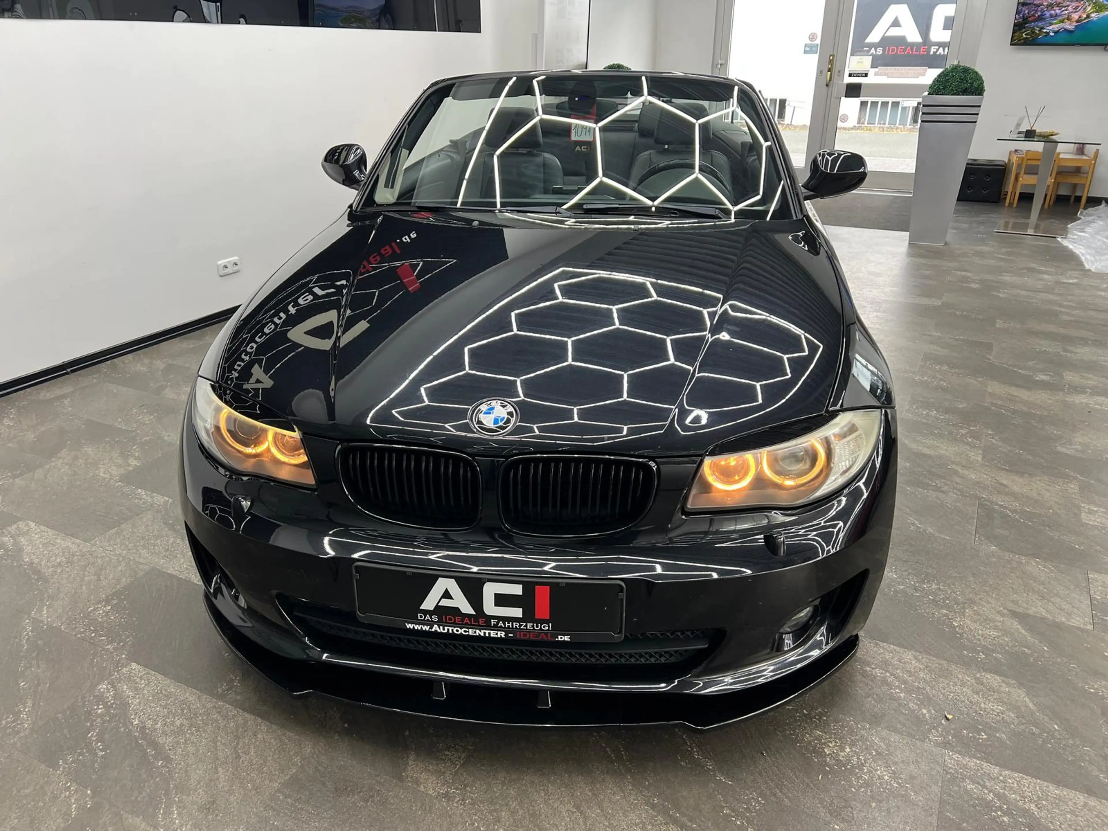 BMW 118 i 2.0 Cabrio, HU-AU 06.2028, M-Sportfahrwerk — photo 20