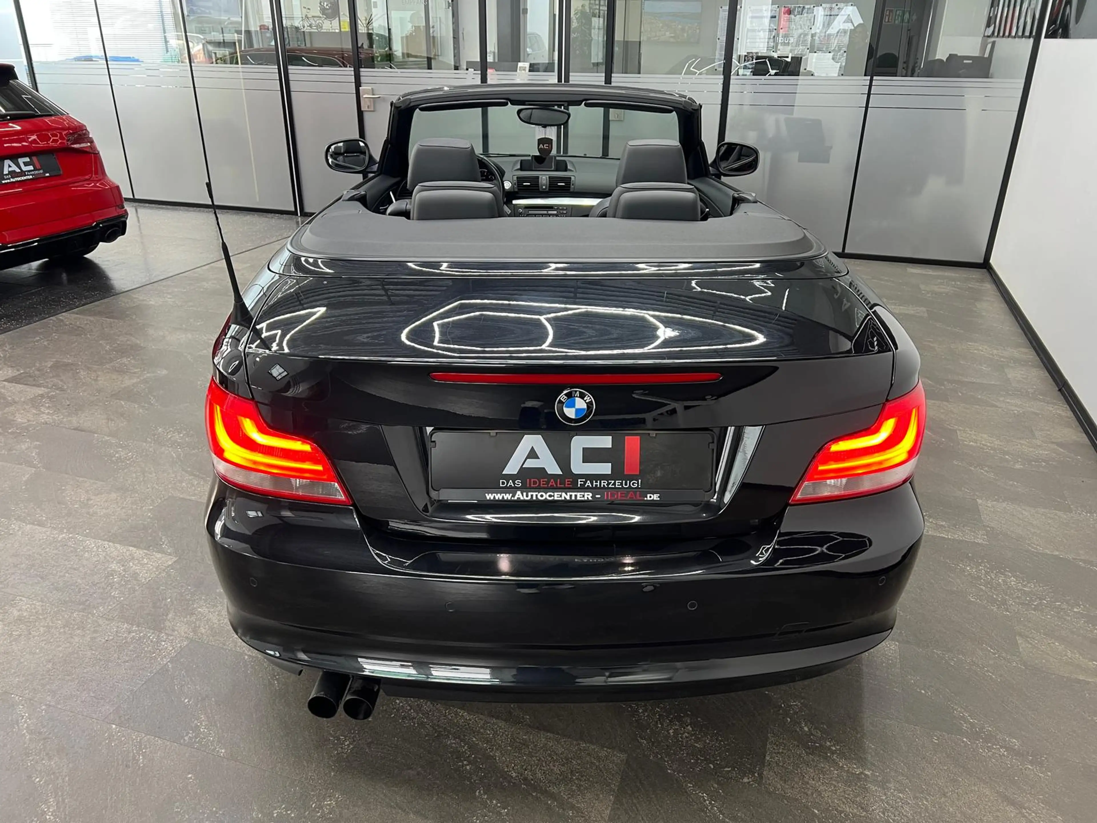 BMW 118 i 2.0 Cabrio, HU-AU 06.2028, M-Sportfahrwerk — photo 16