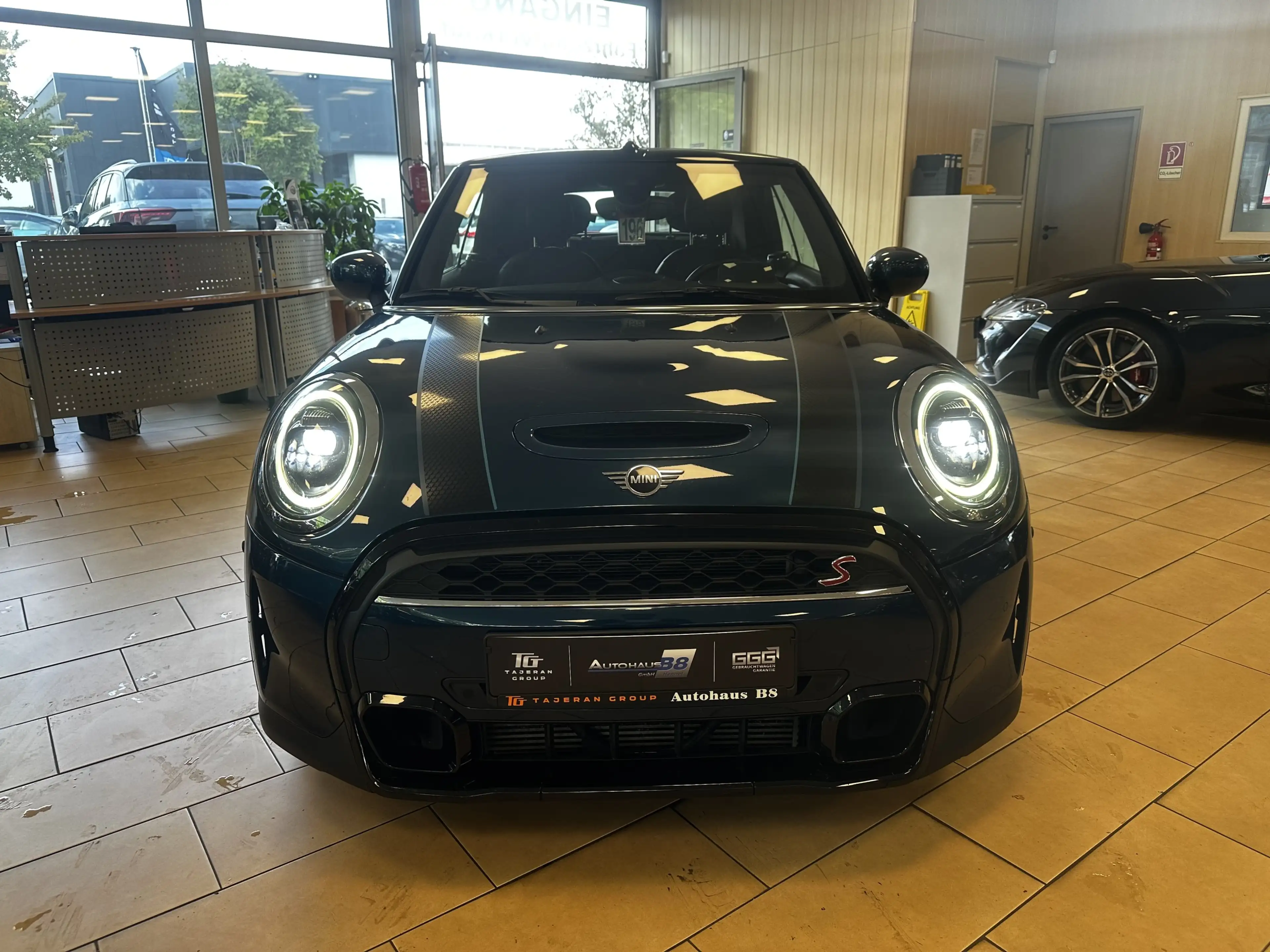 MINI Cooper S Cabrio Sidewalk Edition*ACC*HUD*1.Hand — photo 4