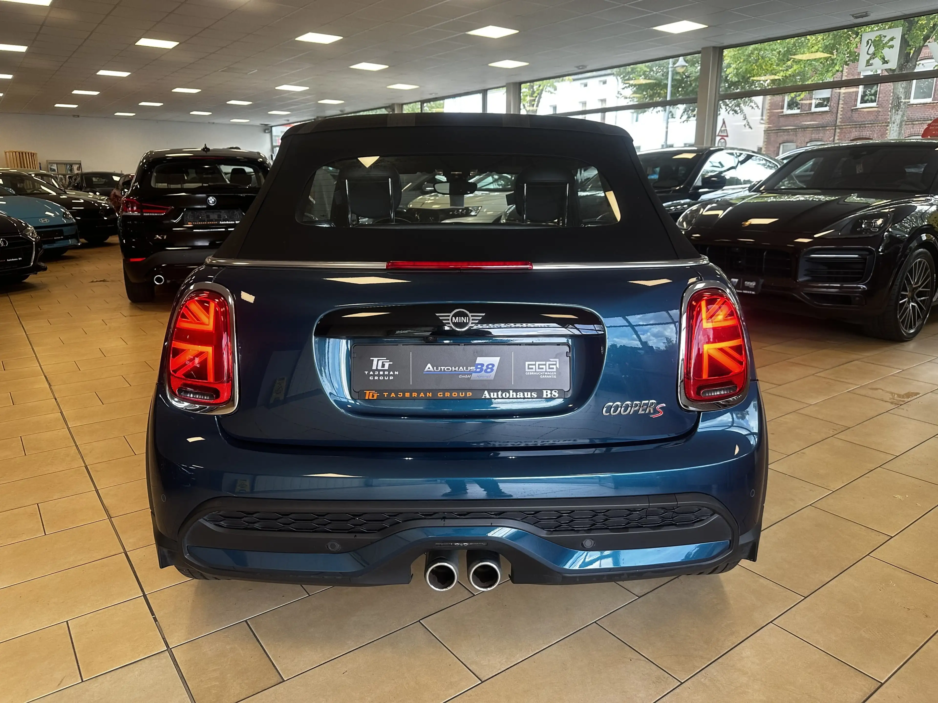 MINI Cooper S Cabrio Sidewalk Edition*ACC*HUD*1.Hand — photo 9