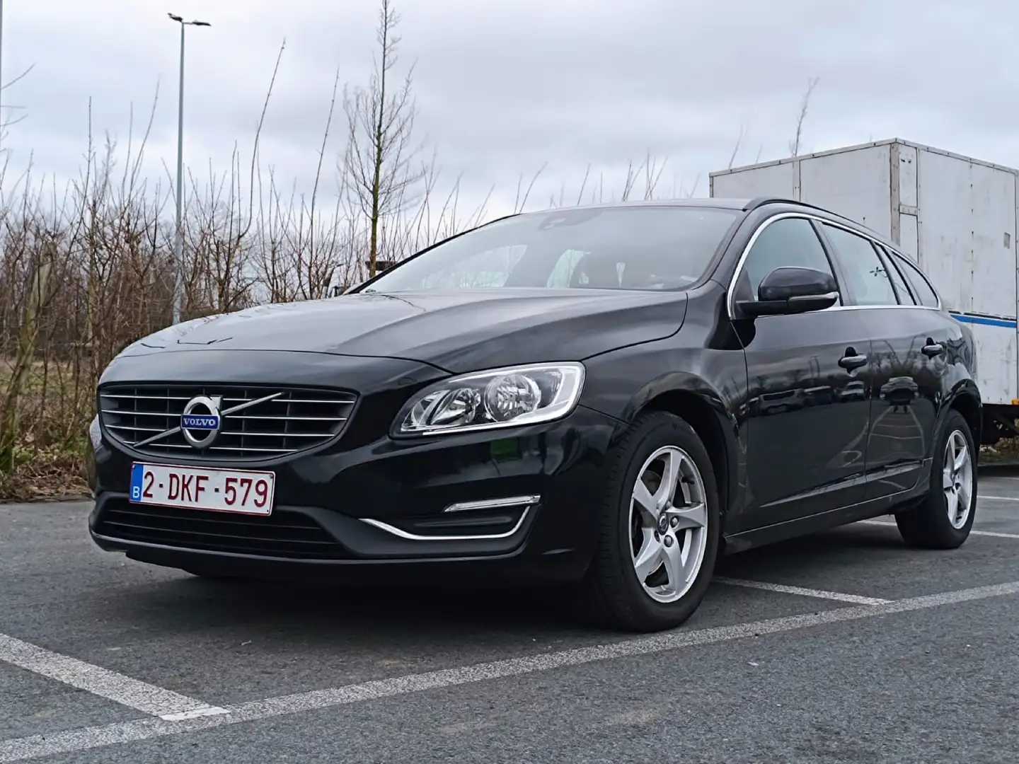 Volvo V60 D2 | Euro 6B | Met keuring voor verkoop Noir - 1