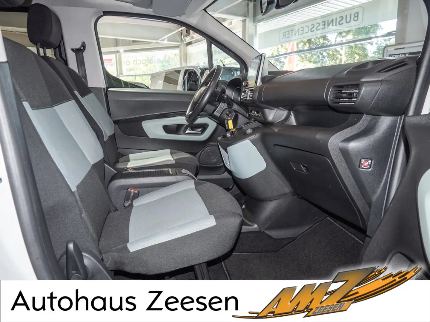 Citroen Berlingo Feel M BlueHDi 130 S&S KLIMA SHZ PDC Weiß - 2