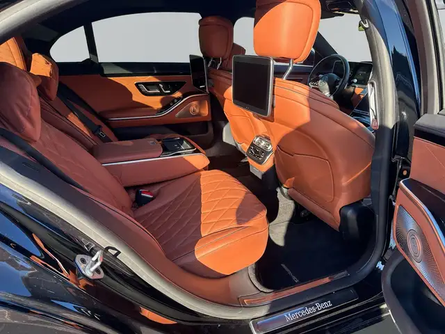 Mercedes-Benz S Class view 11