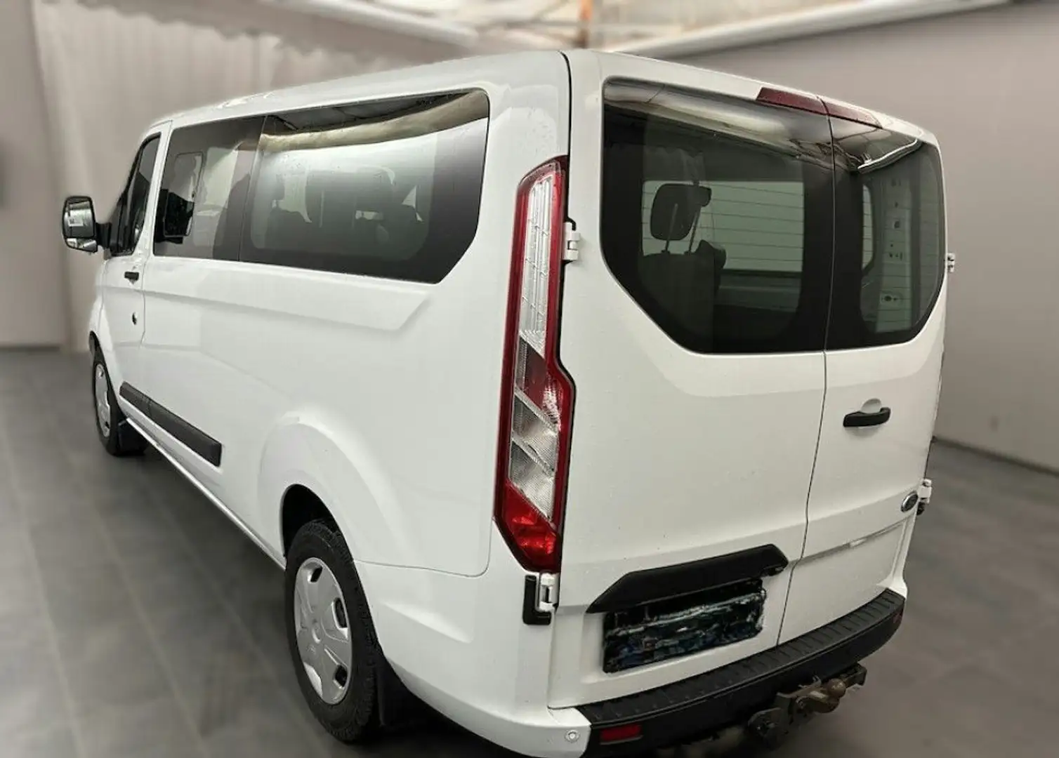 Ford Transit Custom 320 L2H1 VA Trend Weiß - 2