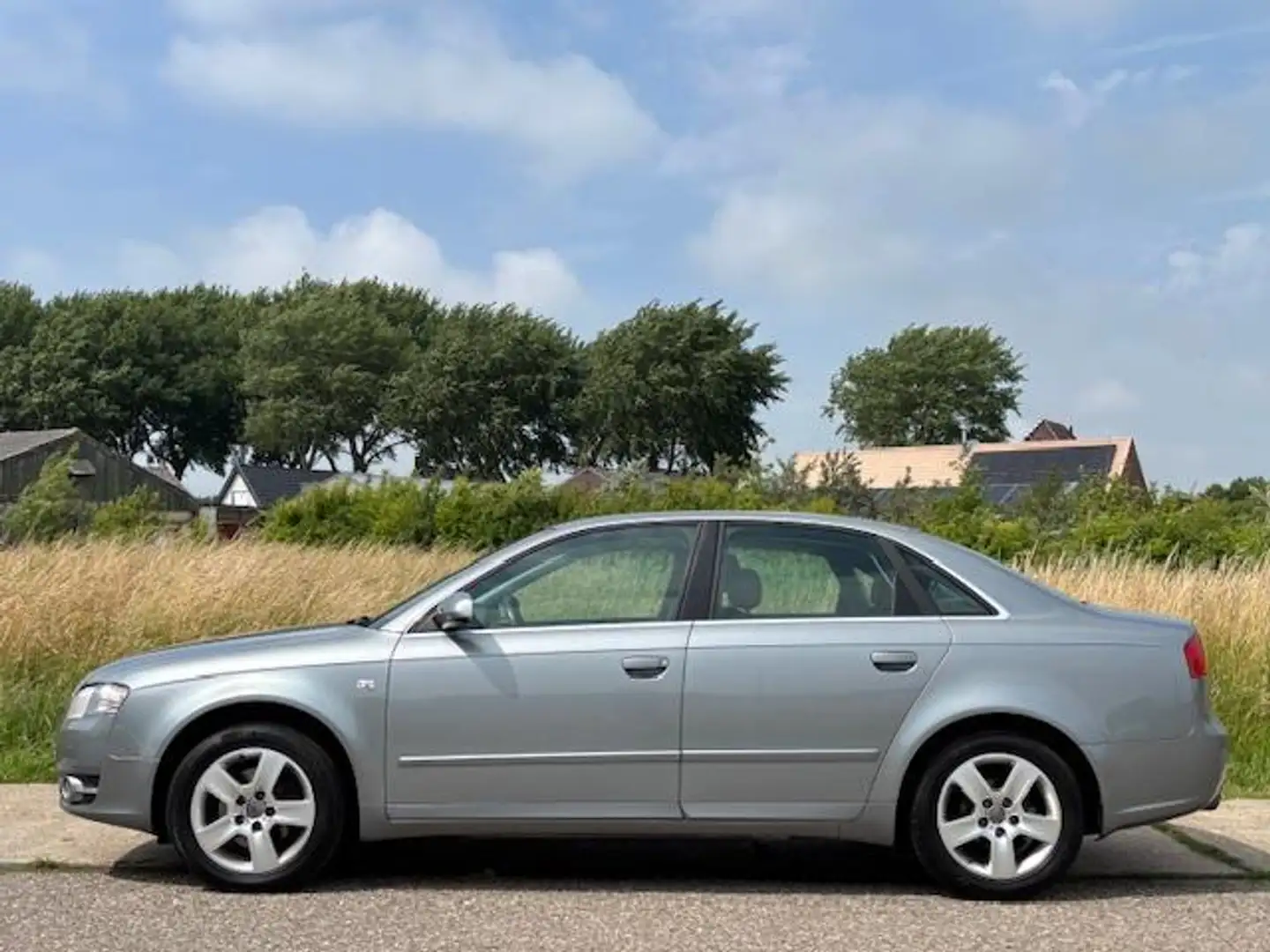 Audi A4 Limousine 2.0 Pro Line Automaat ECC Audio/CD Elect Grijs - 2
