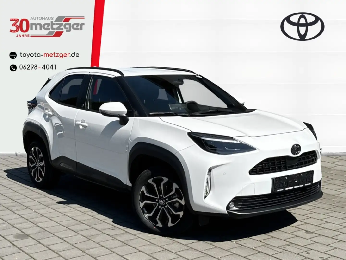 Toyota Yaris Cross 1.5 Hybrid 4x2 Teamplayer +Winter +Safety-Paket Blanc - 1