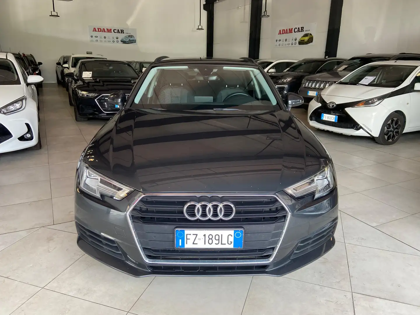 Audi A4 A4 Avant 40 g-tron S line edition 170cv s-tronic Grigio - 1