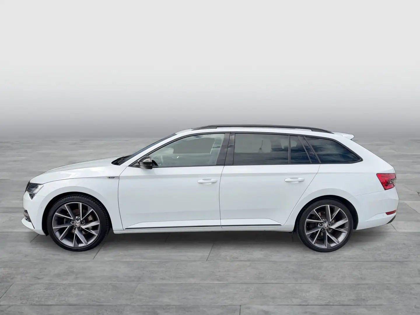 Skoda Superb iV SPORTLINE DSG Weiß - 2