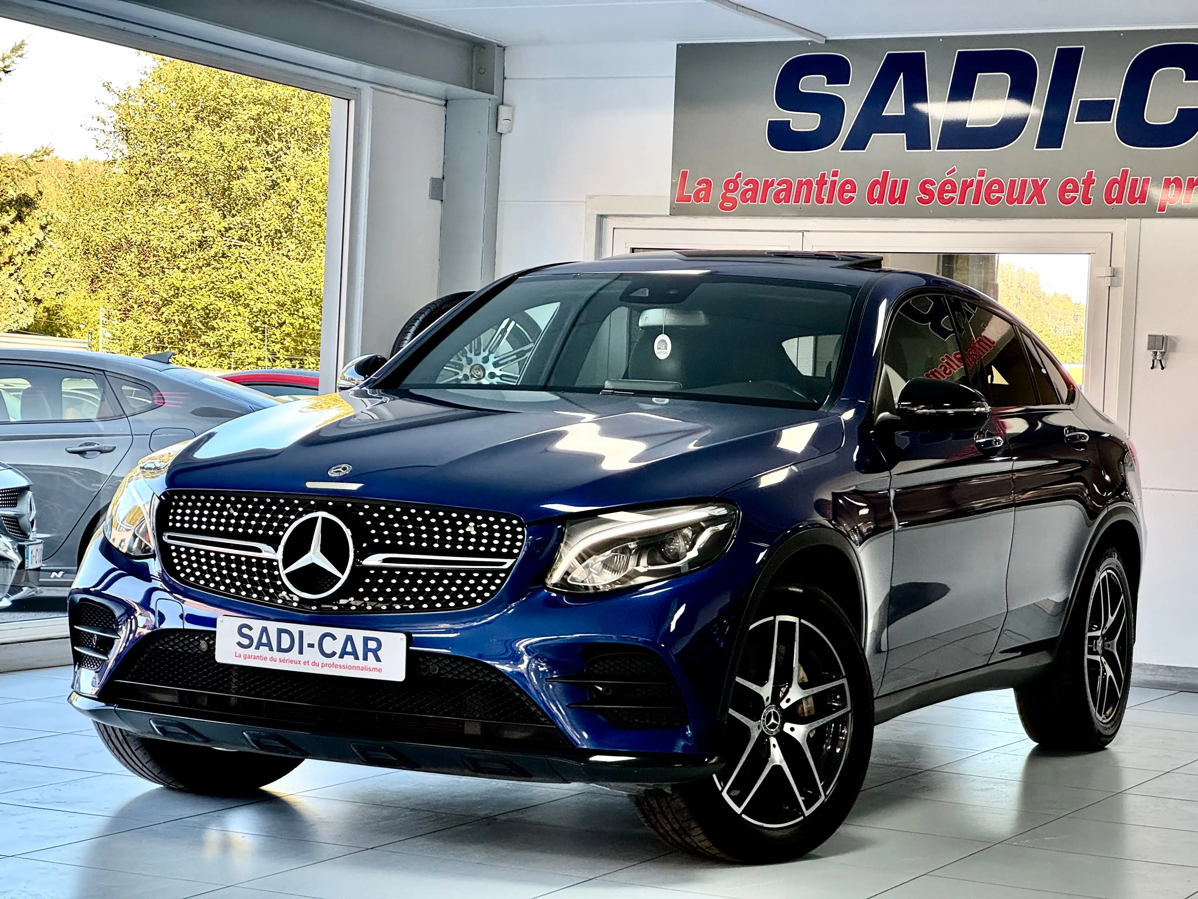 Mercedes-Benz GLC 300 Coupé 4-Matic 245cv - AMG LINE EDITION — photo 3
