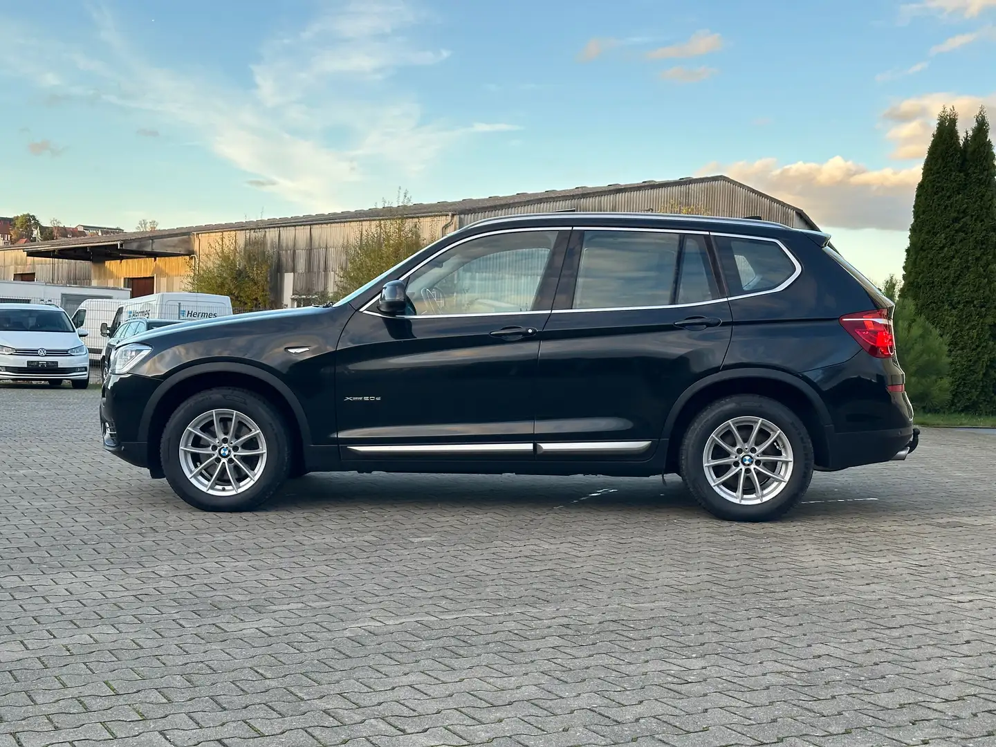 BMW X3 20d xdrive Steptronic xline LED/Leder/Pano/Keyless Noir - 2