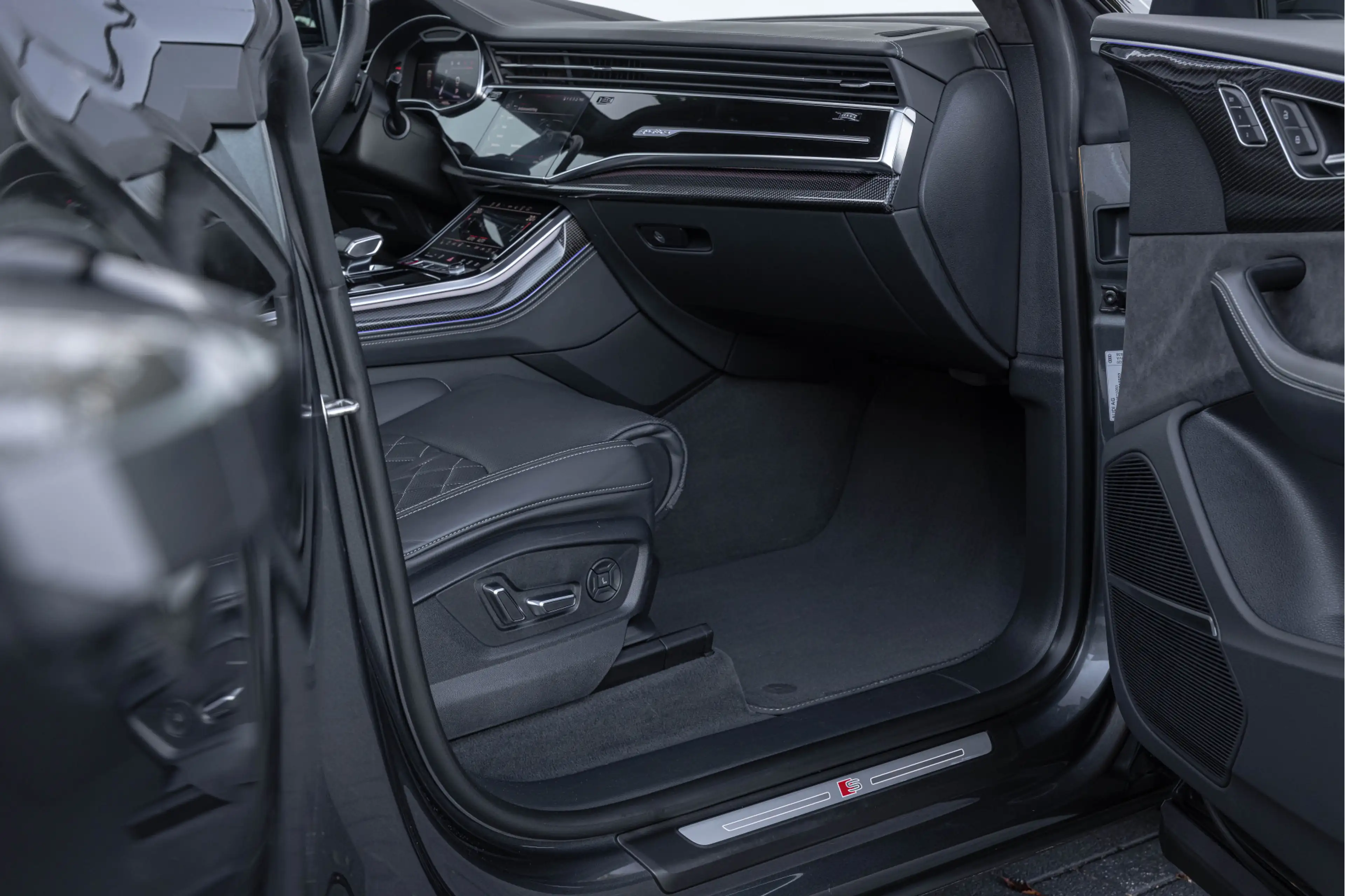 Audi SQ8 4.0 TDI Quattro ABT Keramisch Pano B&O Trekhaak Ad — photo 6