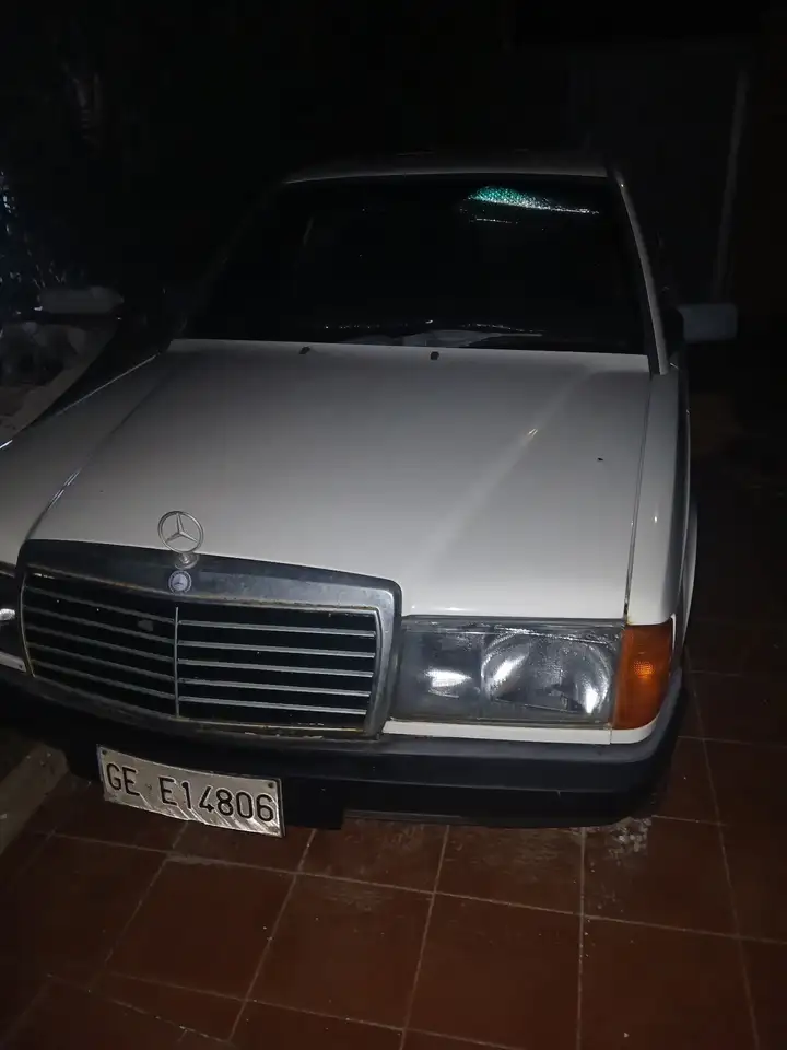 Mercedes-Benz 190 5 MARCE / TETTO APRIBILE/ ARIA CONDIZIONATA, foto 11