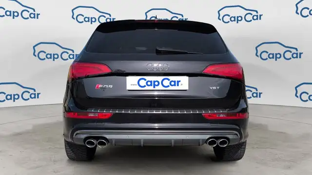 Audi SQ5 view 3