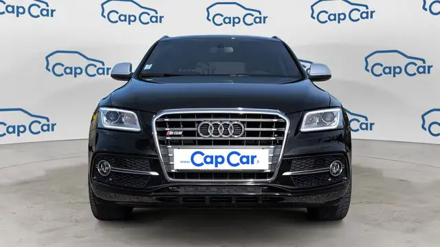 Audi SQ5 view 5