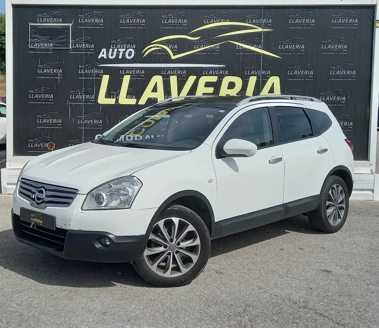 Nissan Qashqai Q+2 2.0 Visia 4x2 Blanco - 1