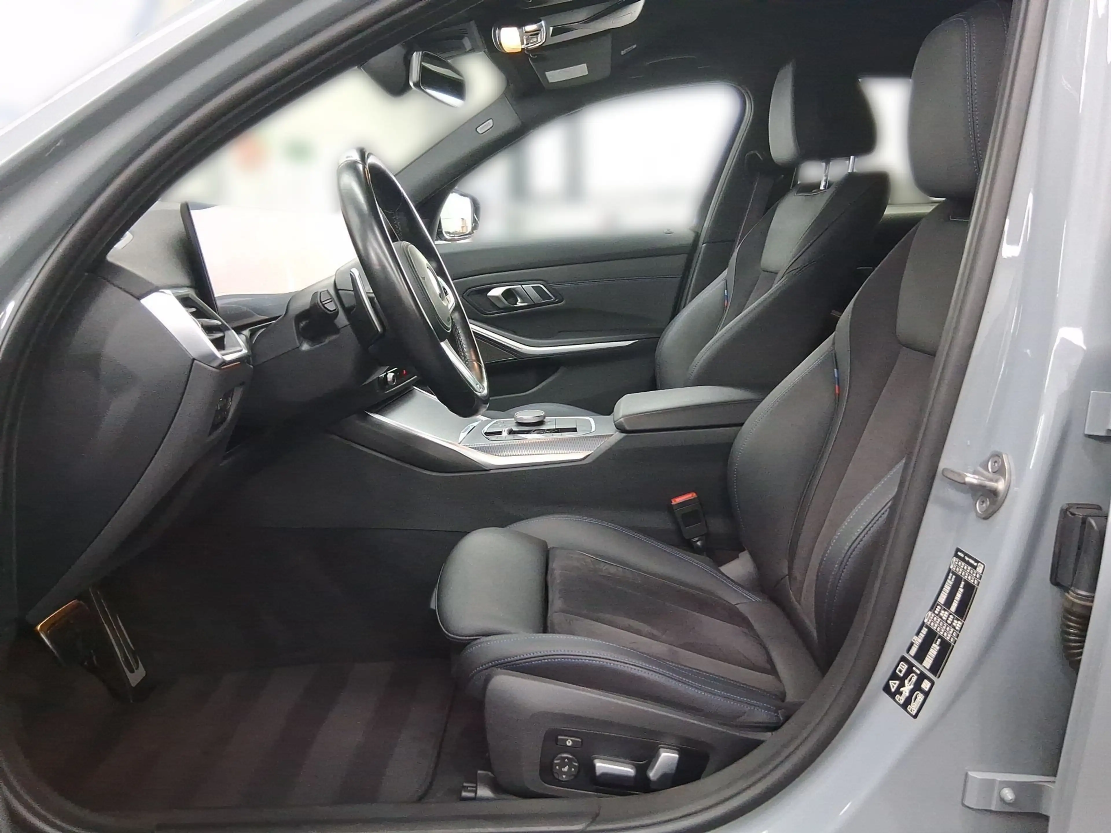 BMW M3 40i xDrive M-Spot-Pro*HeadUp*AHK*DrivingAssistProf — photo 7