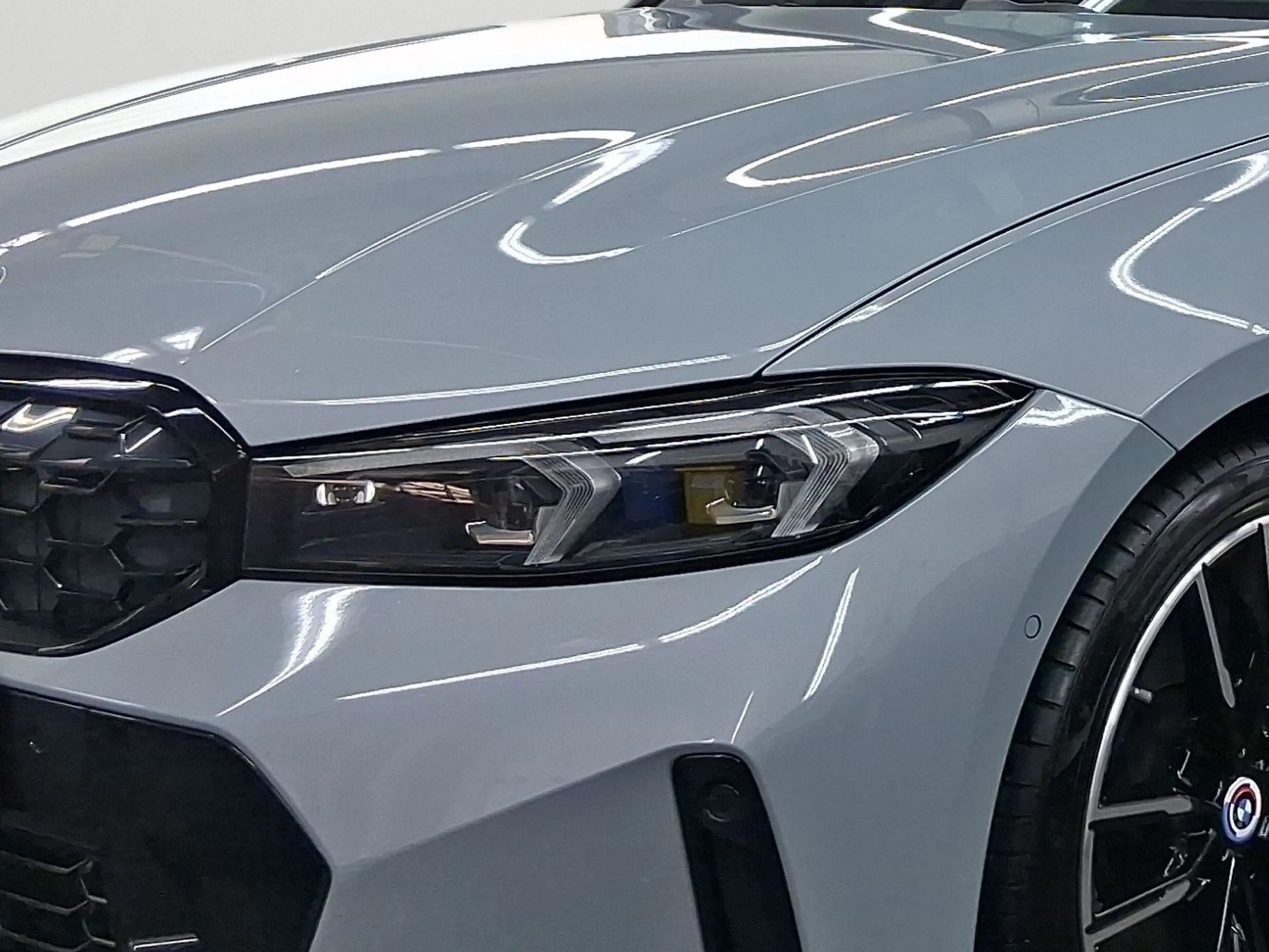 BMW M3 40i xDrive M-Spot-Pro*HeadUp*AHK*DrivingAssistProf — photo 5