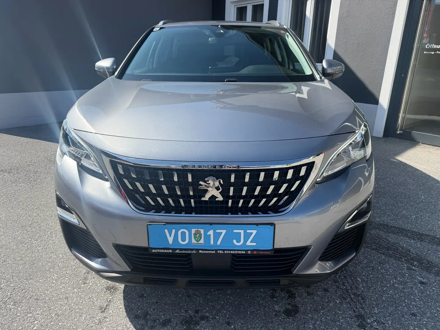 Peugeot 3008 3008 1,2 PureTech 130 S Grau - 1