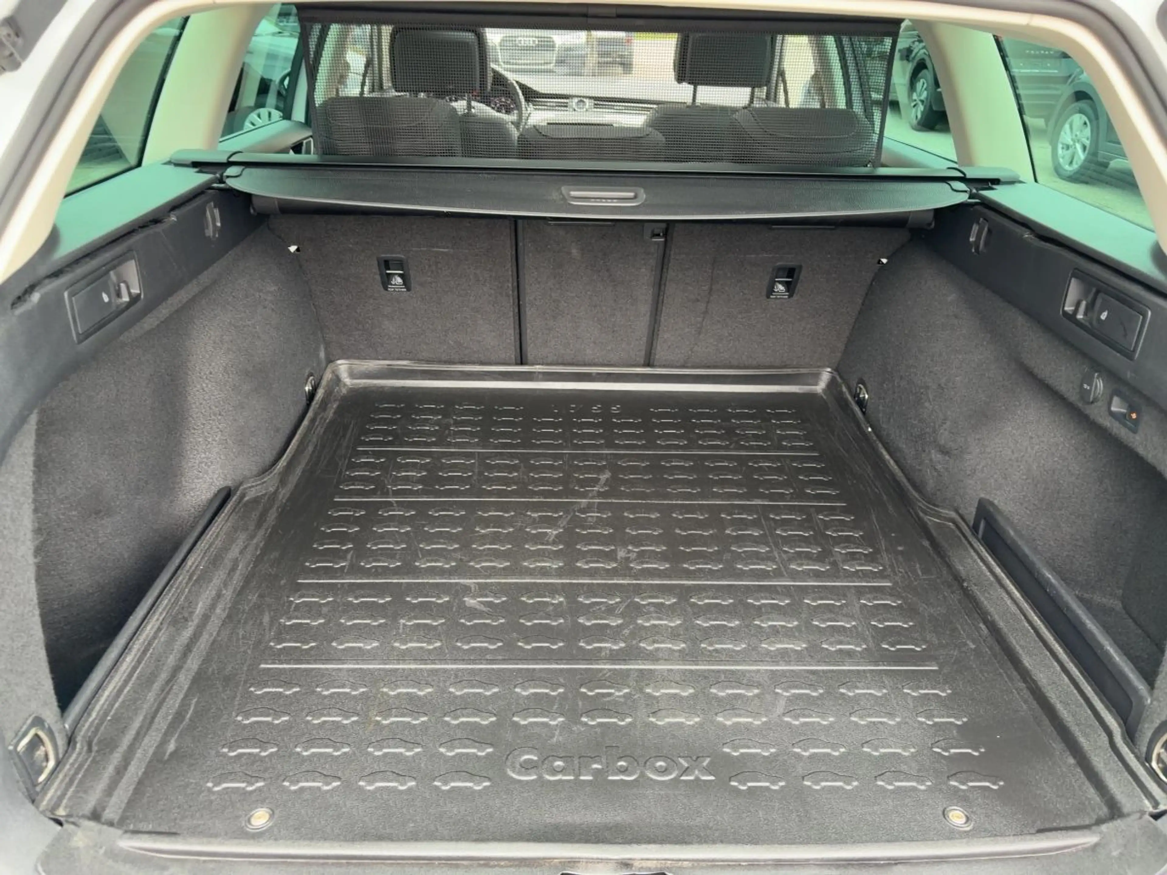 Volkswagen Passat Alltrack Passat Variant ALLTRACK 2.0 TSI DSG 4M DCC AHK A — photo 7