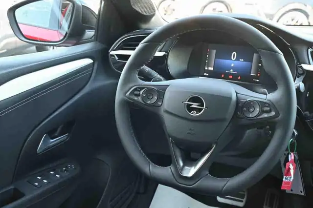 Opel Corsa view 12