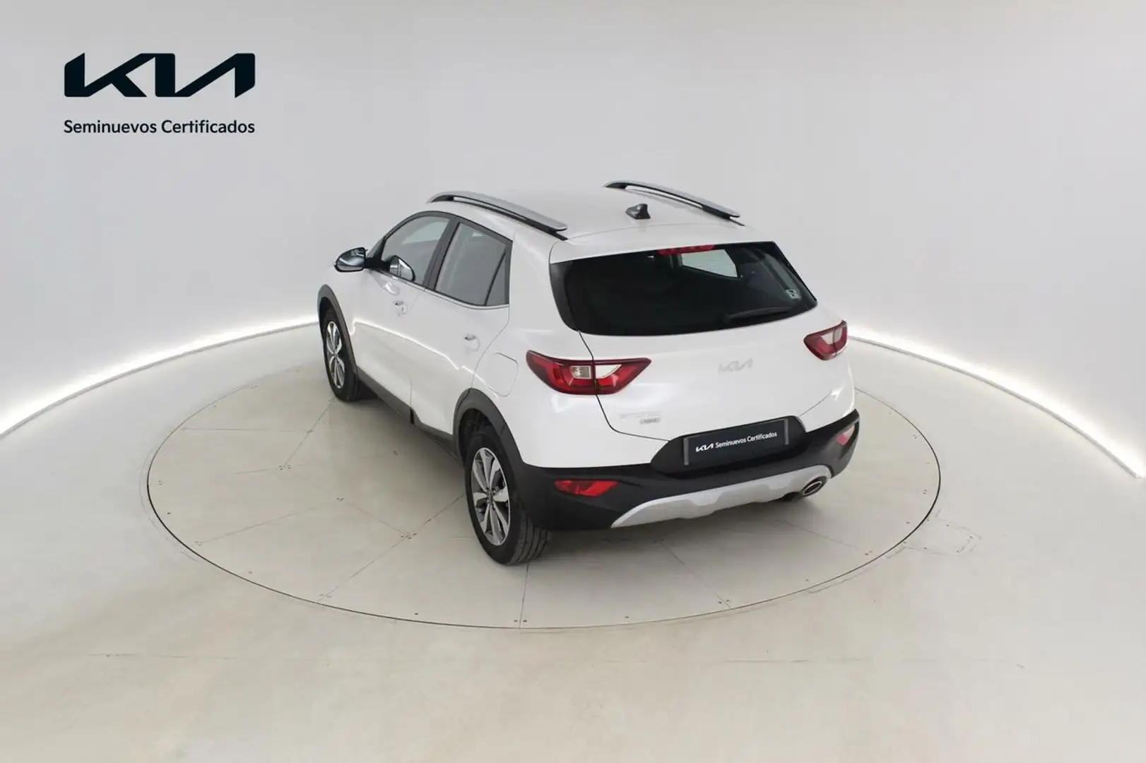 Kia Stonic 1.0 T-GDI MHEV IMT 74KW DRIVE 100CV 5P Blanco - 2