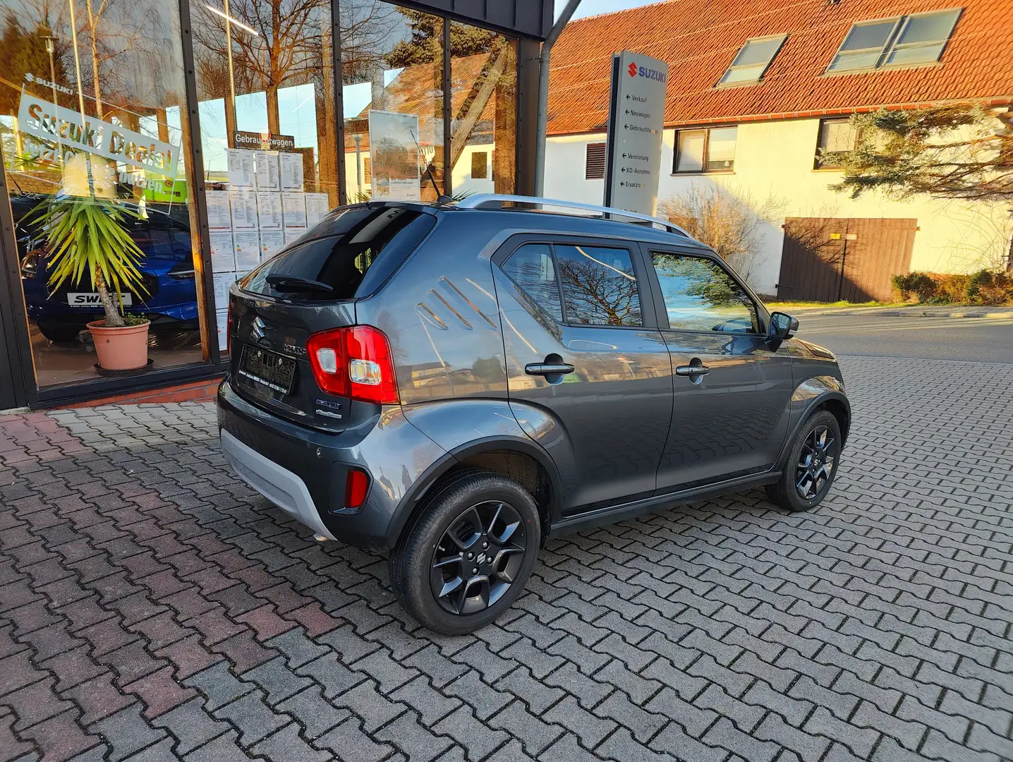 Suzuki Ignis 1.2 Dualjet Hybrid Allgrip Comfort+ Gris - 2