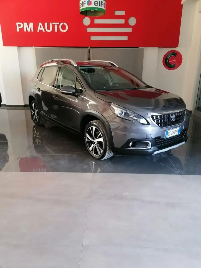Peugeot 2008 BlueHDi 120 S&S Allure Grijs - 2