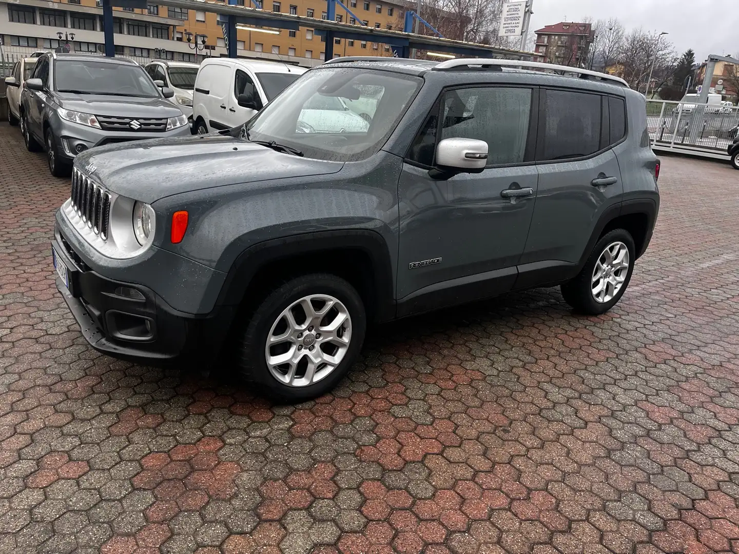 Jeep Renegade LIMITED Silber - 1