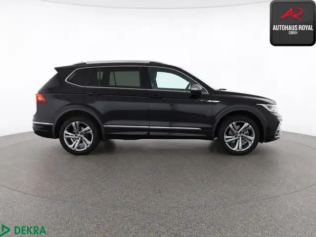 Volkswagen Tiguan Allspace view 6